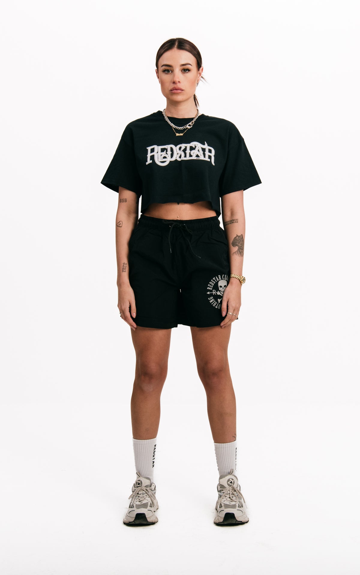 Script Crop Black