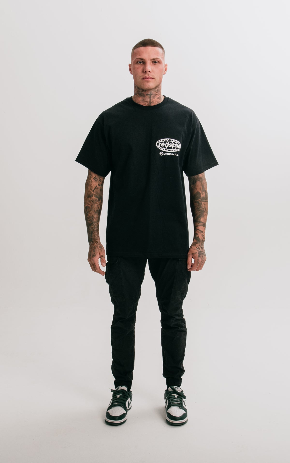 Clean Oval Black